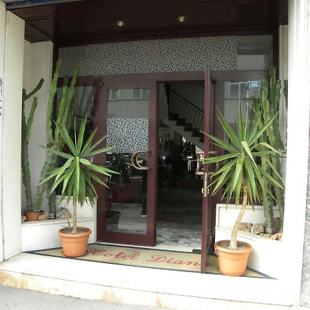 Hotel Nuovo Diana Наполи Екстериор снимка